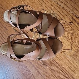 Land's End leather casual scrappy sandal either crossing ankle Strap. 9M